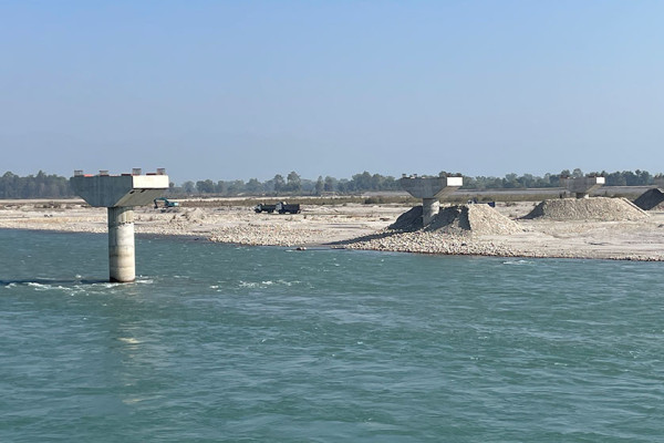 सनकट्टीघाटमा पुल निर्माणको काम तीव्र, समयअगावै सक्ने लक्ष्य